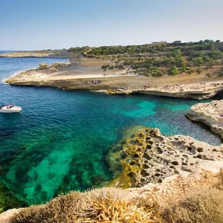 Cozy 1 Bedroom House In Iz-zejtun *