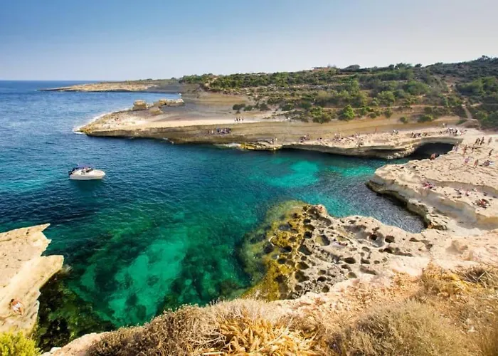 Cozy 1 Bedroom House In Iz-zejtun *