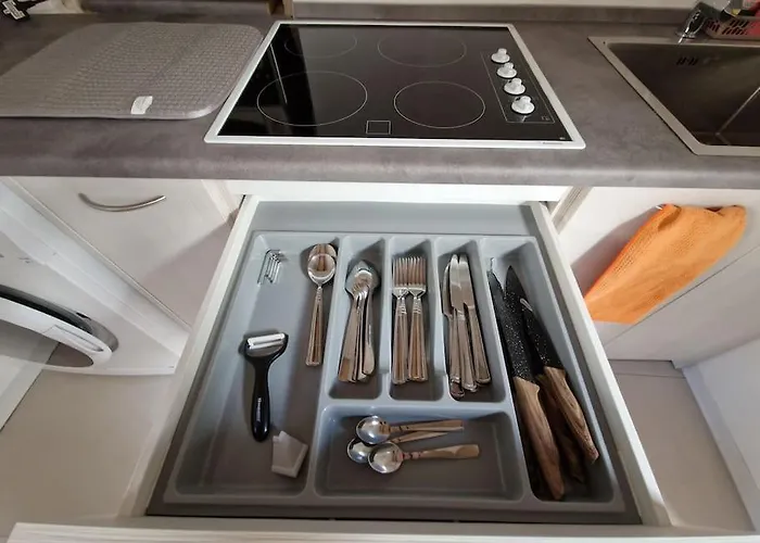 Cozy 1 Bedroom House In Iz-zejtun